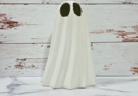 Vintage Ghost, Large, Lisa