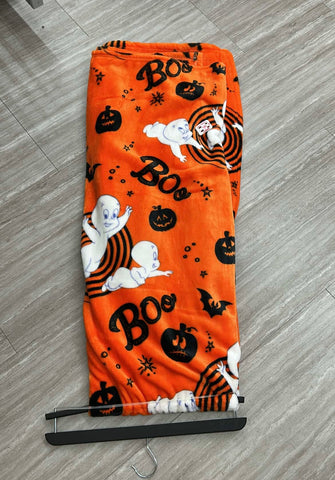 FOR FAYE Casper Halloween Orange Boo Throw